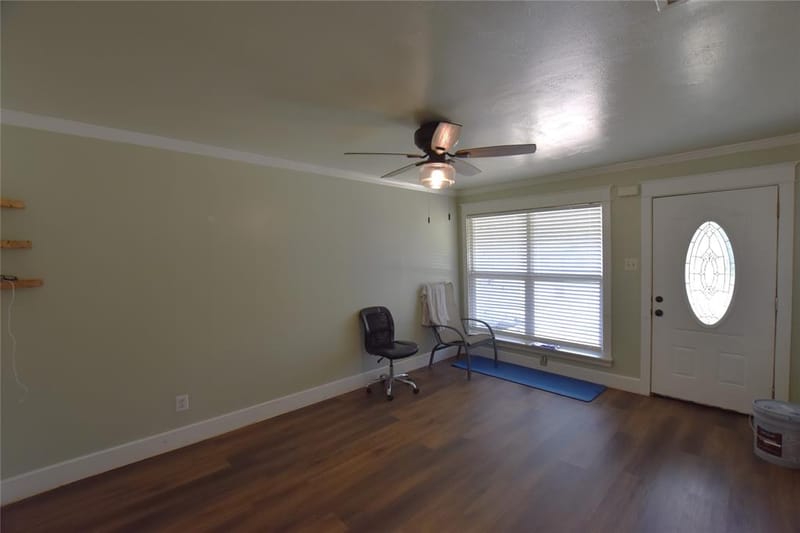 1718 Summit Street, Mesquite TX 75149 - Photo 3