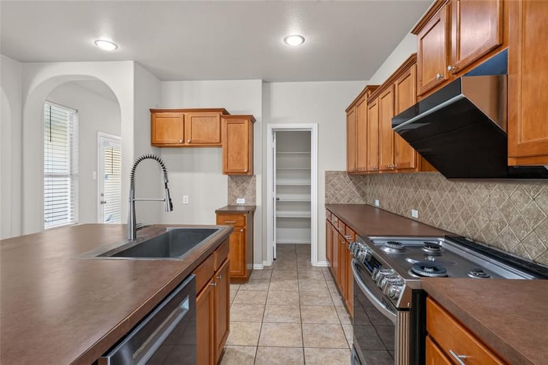 1833 Forsythe Drive, Savannah TX 76227 - Photo 13