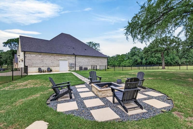 181 Colonial Drive, Mabank TX 75156 - Photo 3