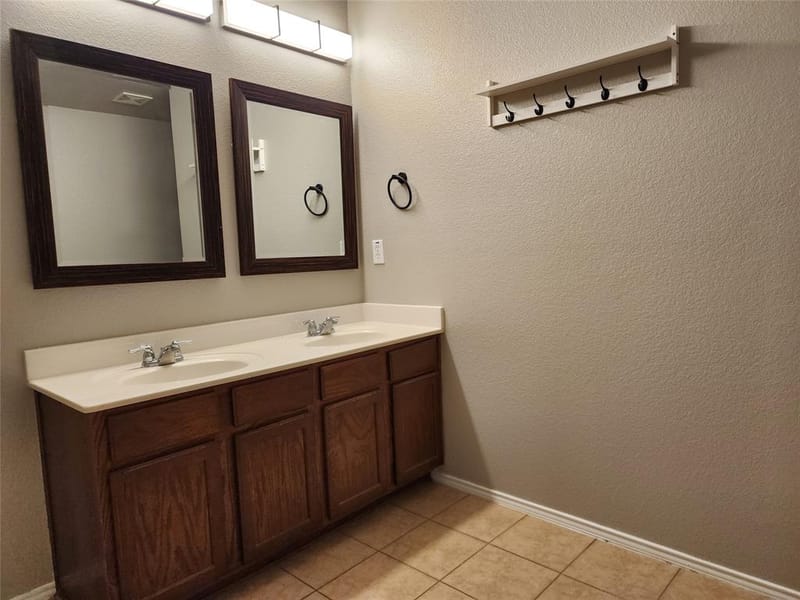 700 Swan Drive, Aubrey TX 76227 - Photo 16