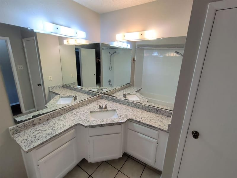 1703 Chittam Drive, Euless TX 76039 - Photo 7
