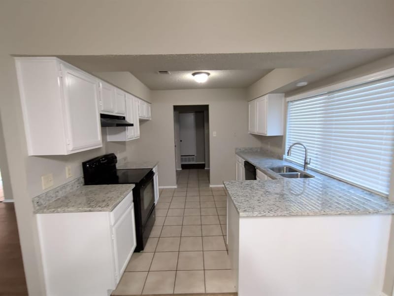 1703 Chittam Drive, Euless TX 76039 - Photo 3