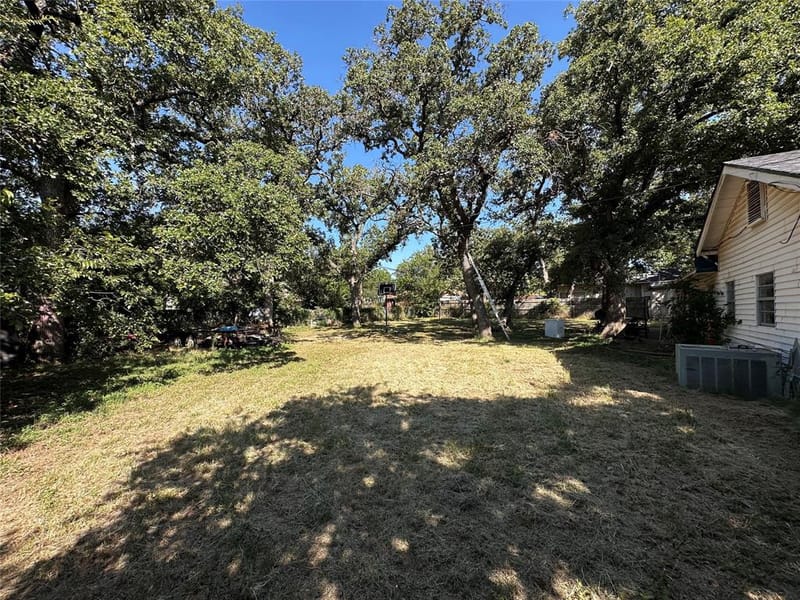 1809 12th Street, Brownwood TX 76801 - Photo 6