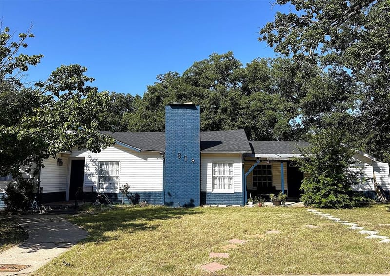 1809 12th Street, Brownwood TX 76801