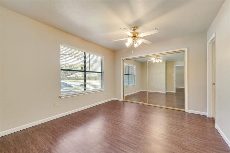 208 E Denton Drive, Euless TX 76039 - Photo 13