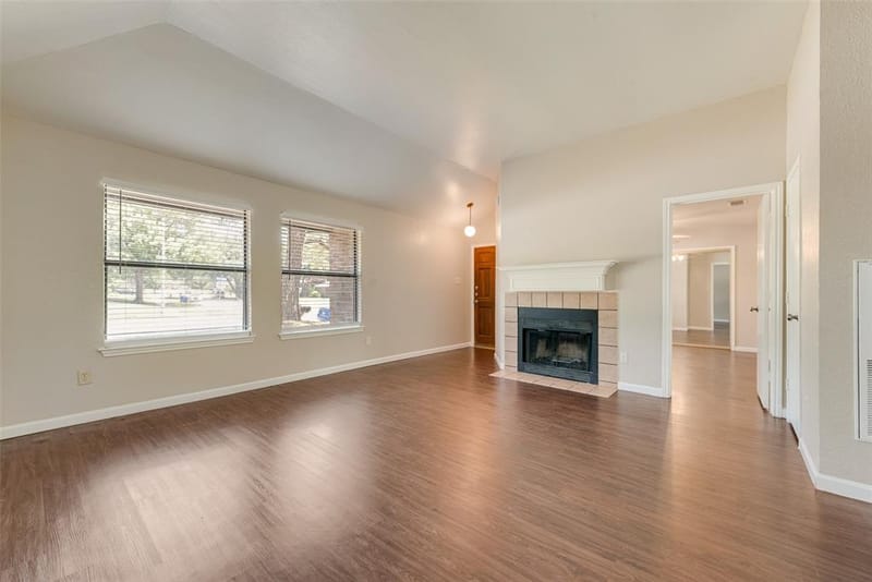 208 E Denton Drive, Euless TX 76039 - Photo 5
