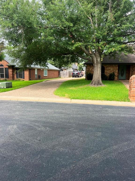 610 Pecos Street, Chandler TX 75758 - Photo 2