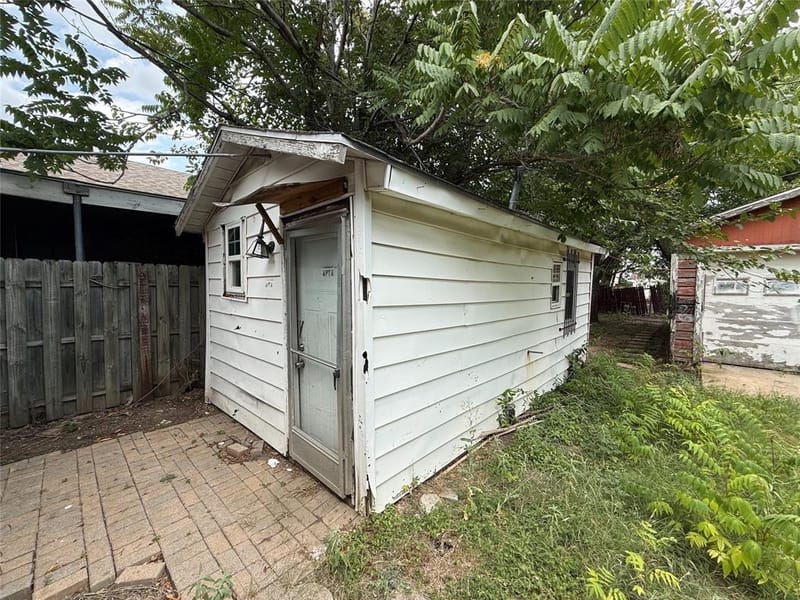 3343 Bryan Avenue, Fort Worth TX 76110 - Photo 7