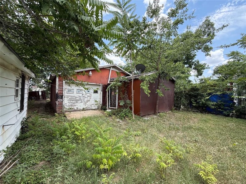 3343 Bryan Avenue, Fort Worth TX 76110 - Photo 8