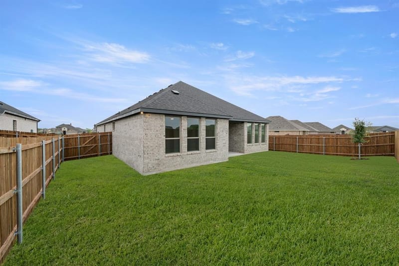117 Trinity Street, Grandview TX 76050 - Photo 26