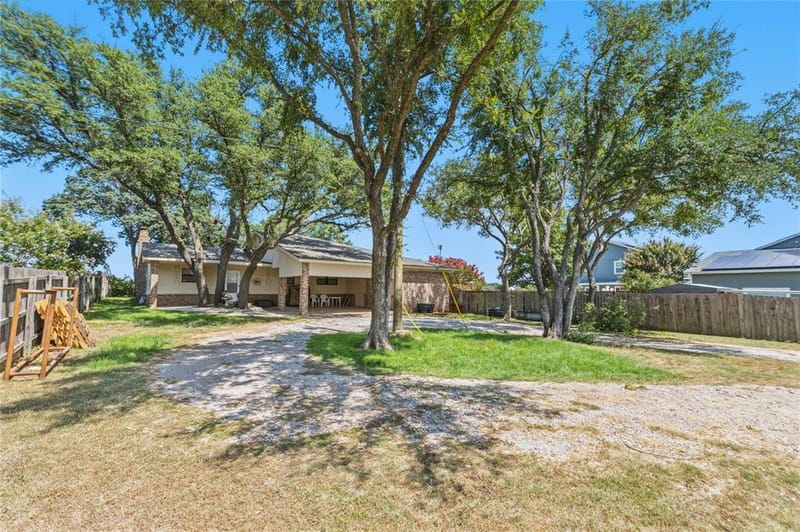 181 Mountain View Lane, Brownwood TX 76801 - Photo 22