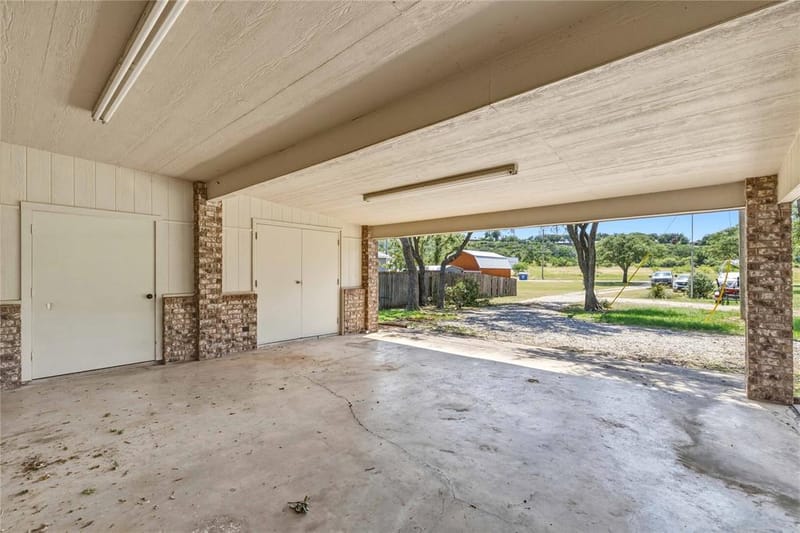 181 Mountain View Lane, Brownwood TX 76801 - Photo 36