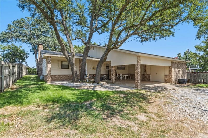 181 Mountain View Lane, Brownwood TX 76801 - Photo 20