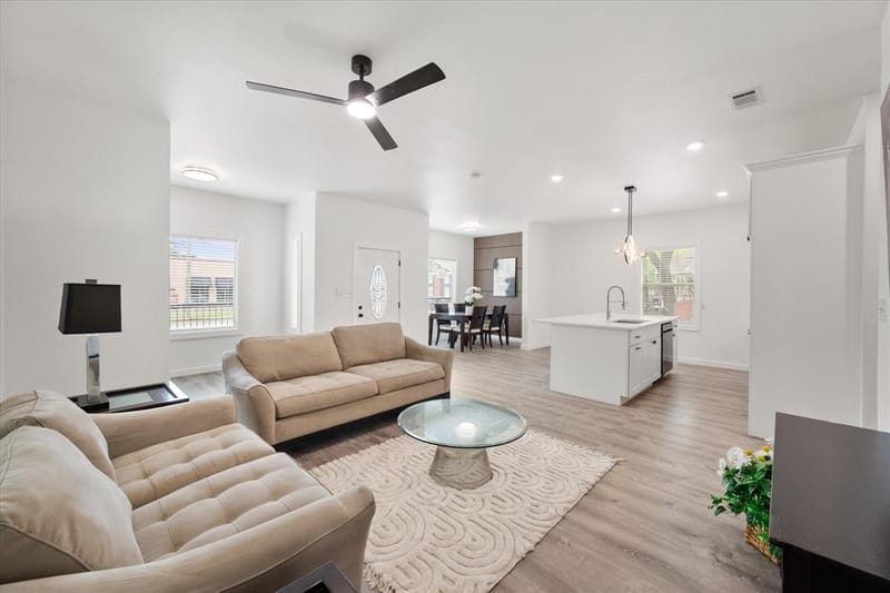1027 W 2nd Avenue, Corsicana TX 75110 - Photo 6