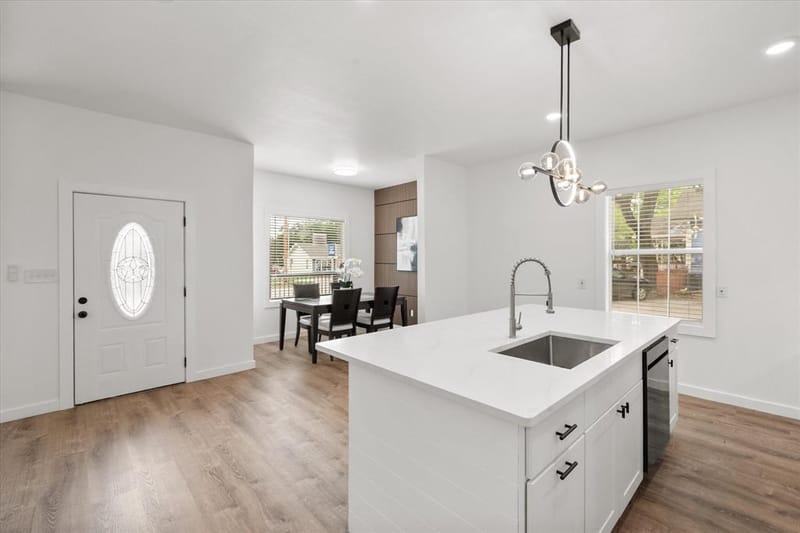 1027 W 2nd Avenue, Corsicana TX 75110 - Photo 12