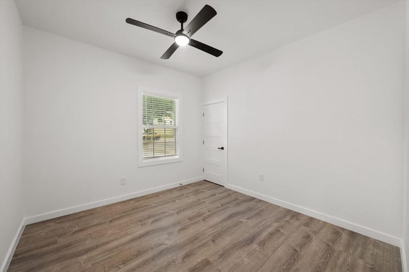 1027 W 2nd Avenue, Corsicana TX 75110 - Photo 21