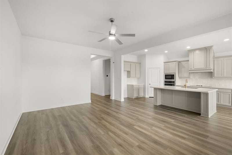 144 Trinity Street, Grandview TX 76050 - Photo 12