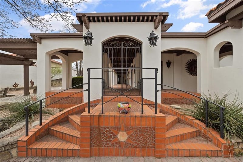 8300 Samora Court, Fort Worth TX 76135