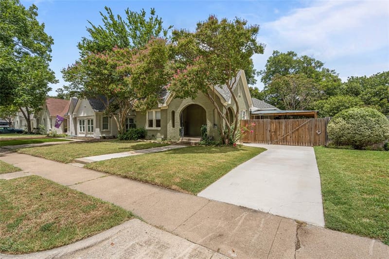 3225 Greene Avenue, Fort Worth TX 76109 - Photo 3