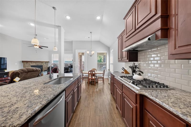 14917 Gentry Drive, Aledo TX 76008 - Photo 9