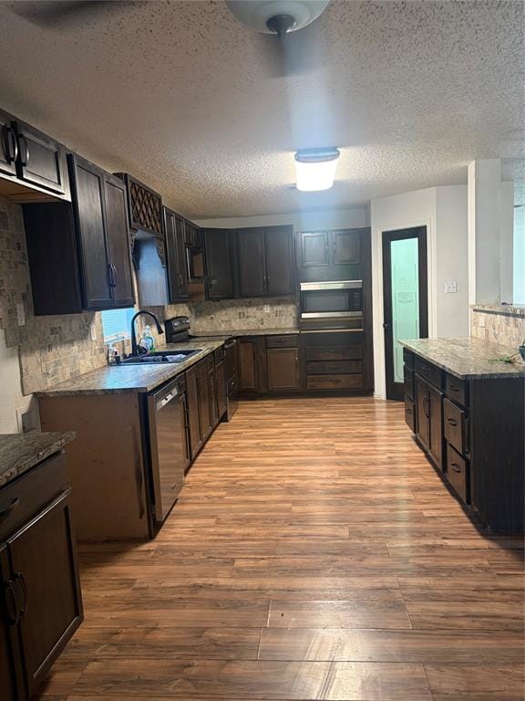 1229 Longleaf Drive, Cedar Hill TX 75104 - Photo 8