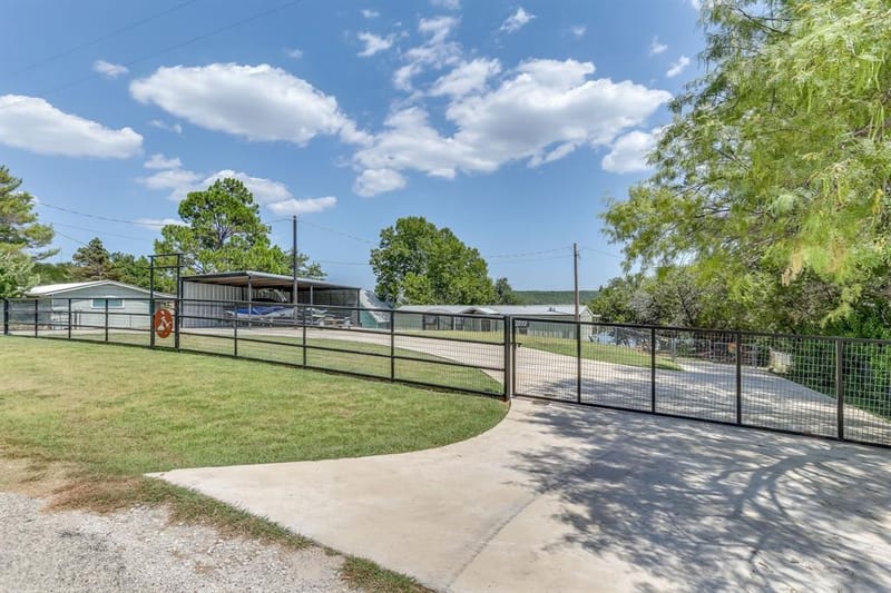 606 Dunn Drive, Palo Pinto TX 76484 - Photo 2