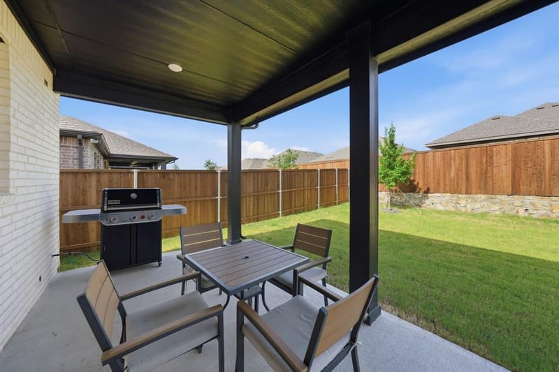 900 Summer Court, Justin TX 76247 - Photo 21