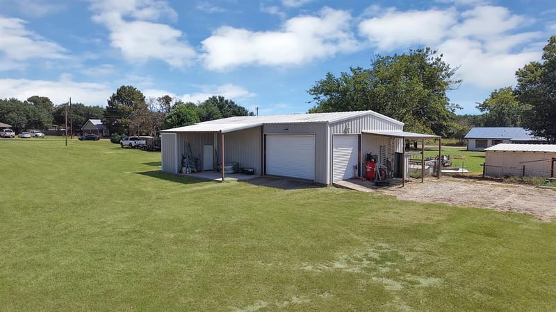141 County Road 2211, Mineola TX 75773 - Photo 2