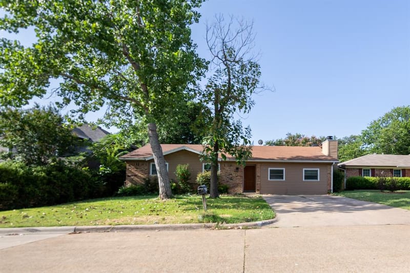 2303 April Lane, Grand Prairie TX 75050 - Photo 3