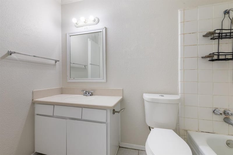 2303 April Lane, Grand Prairie TX 75050 - Photo 15
