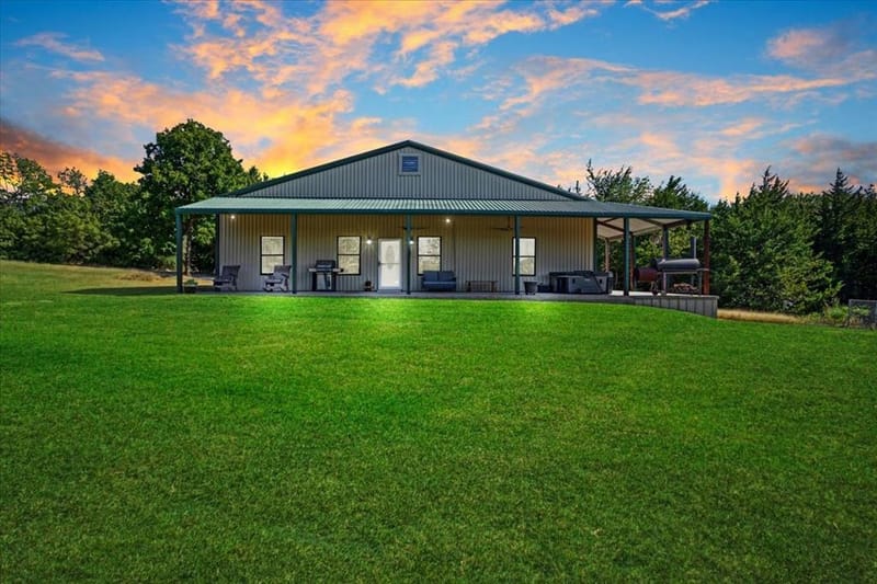 2898 County Road 4720, Leonard TX 75452