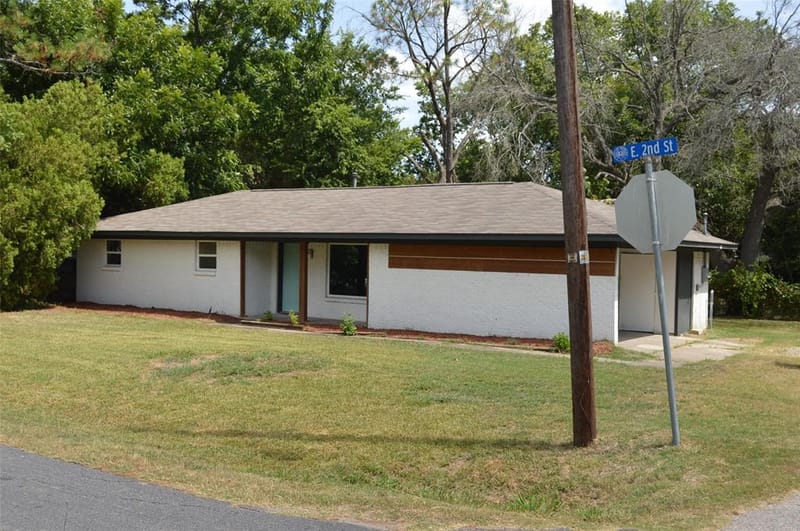 501 E 2nd Street, Quinlan TX 75474 - Photo 2