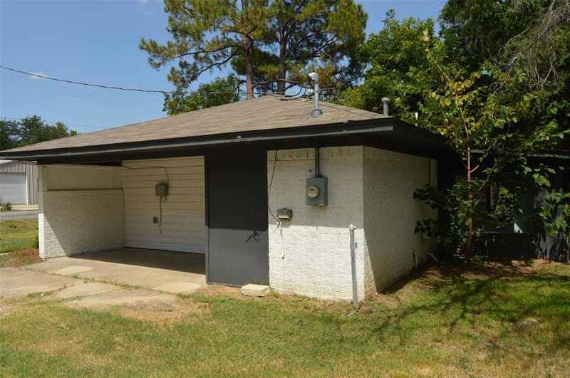 501 E 2nd Street, Quinlan TX 75474 - Photo 5