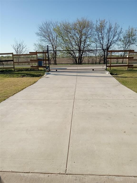 750 Section House Road, Alma TX 75119 - Photo 3