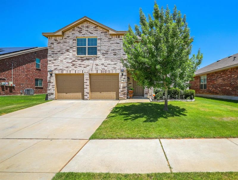 5305 Wharfside Place # 1, Denton TX 76208 - Photo 2