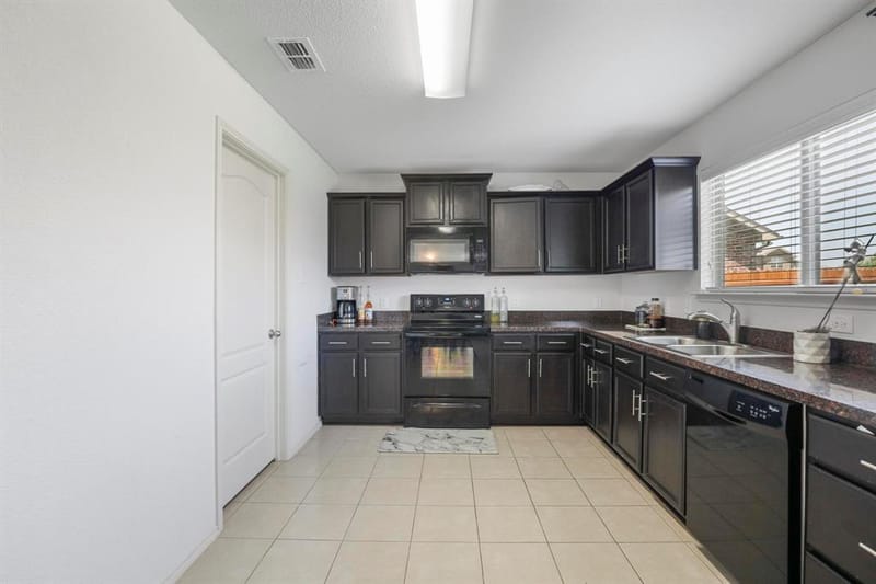5305 Wharfside Place # 1, Denton TX 76208 - Photo 13
