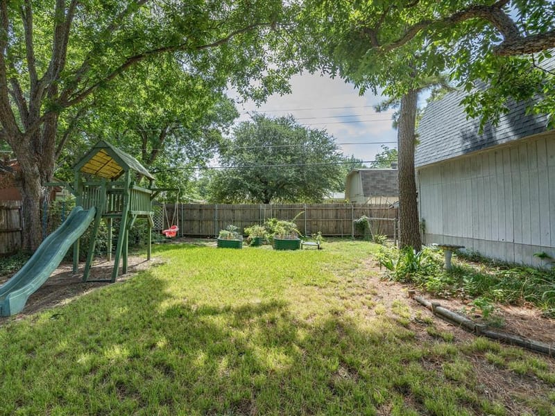 828 Billie Ruth Lane, Hurst TX 76053 - Photo 34
