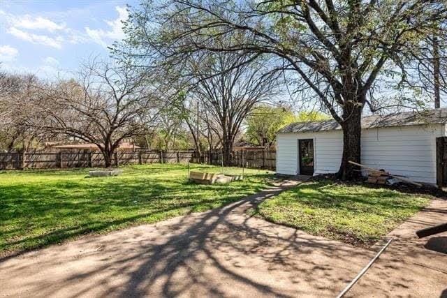 8760 S County Road, Frisco TX 75034 - Photo 5