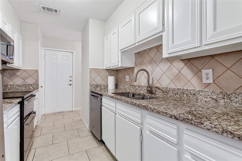 5612 Harvest Hill Road, Dallas TX 75230 - Photo 7