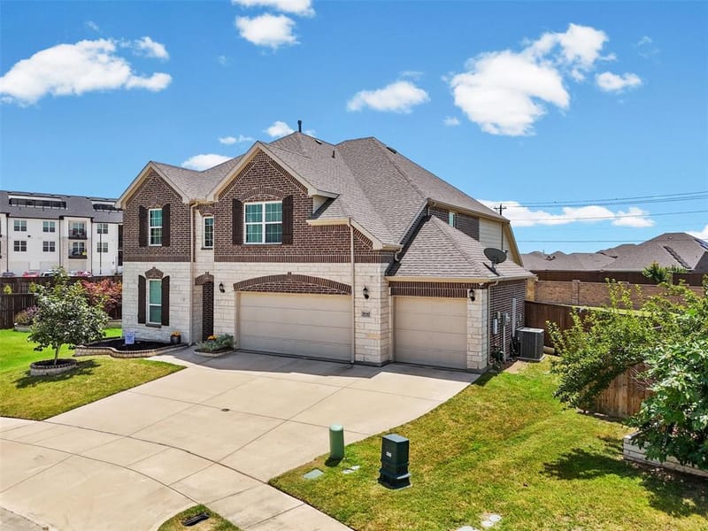1640 Millican Lane, Aubrey TX 76227 - Photo 5