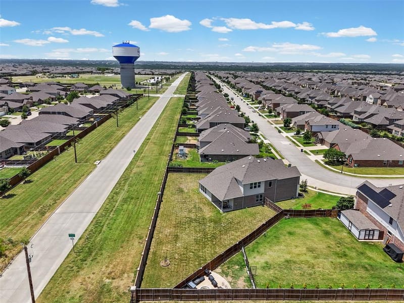 1640 Millican Lane, Aubrey TX 76227 - Photo 4
