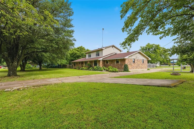 408 E Mulberry Street, Leonard TX 75452 - Photo 3