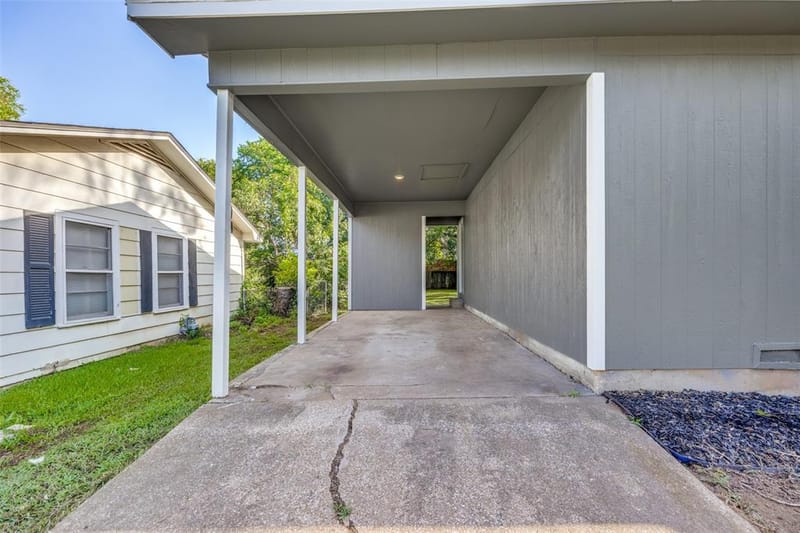 2415 W Morton Street, Denison TX 75020 - Photo 3