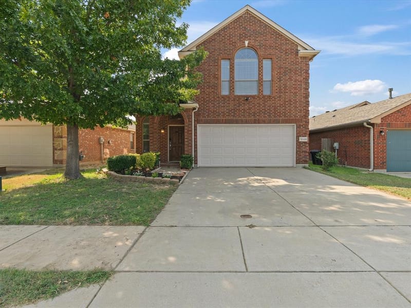 12129 Walden Wood Drive, Fort Worth TX 76244