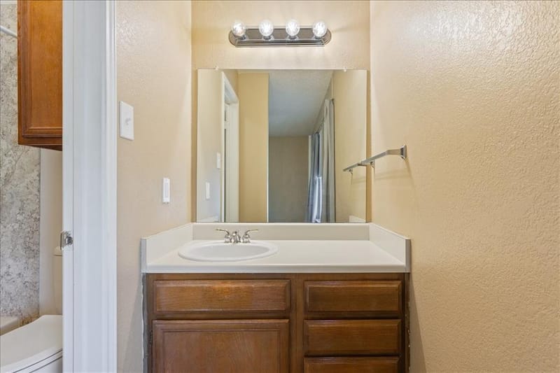 1325 Speight Avenue, Waco TX 76706 - Photo 23