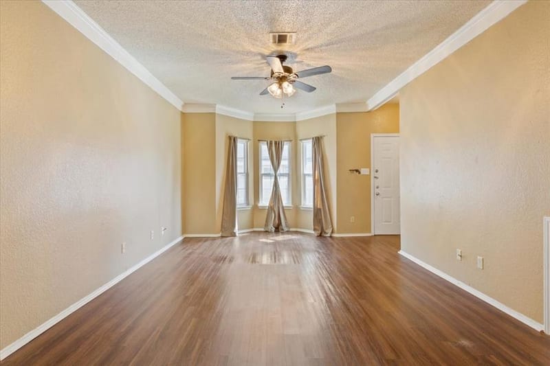 1325 Speight Avenue, Waco TX 76706 - Photo 6
