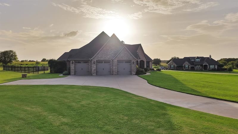 9688 Whispering Creek Terrace, Grandview TX 76050 - Photo 2