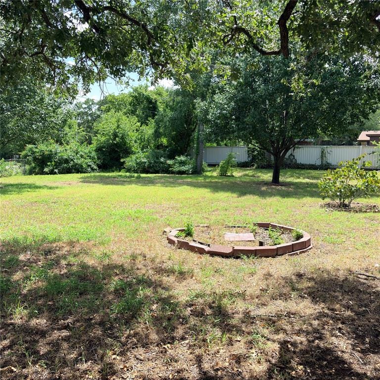 3103 N Oak Avenue, Mineral Wells TX 76067 - Photo 6