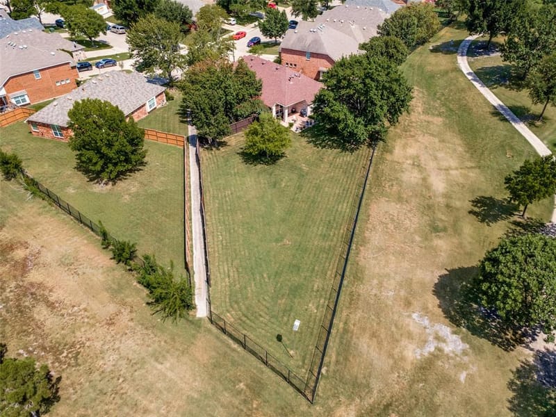 8702 Nairn Street, Rowlett TX 75089 - Photo 3