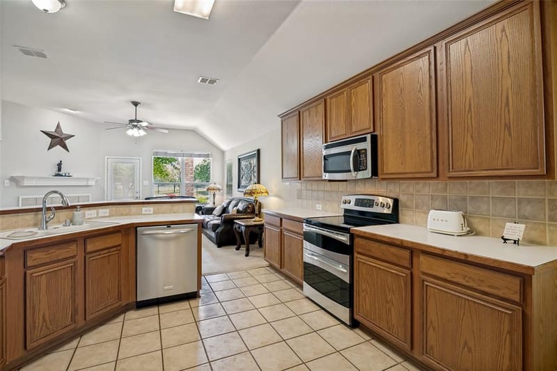 8702 Nairn Street, Rowlett TX 75089 - Photo 11